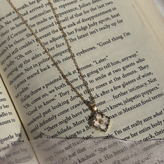 Antique Gold Blossom Square Pendant - Kridha