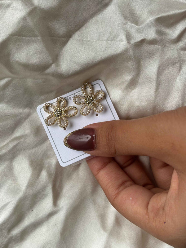 Daisy Glow Earrings
