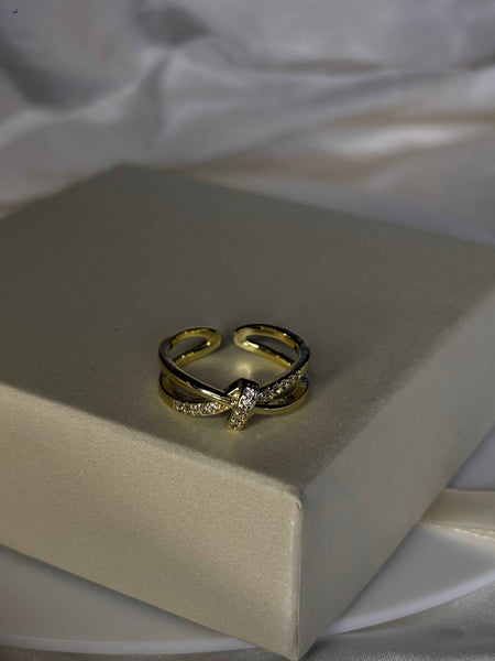 Entangled Beauty Ring