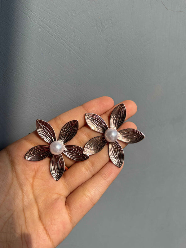 Golden Pearl Flower Earrings