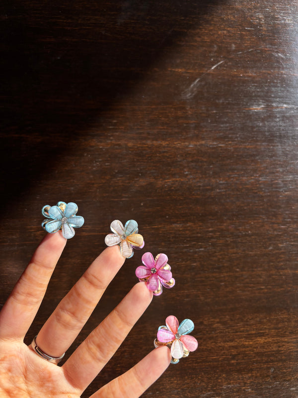 Blossom Charm 4-in-1 Hair Accessory Set