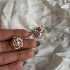 Regal Pearl Hexa Studs