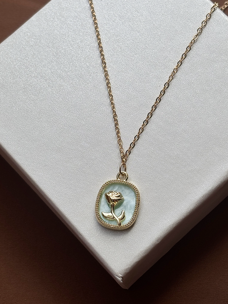 Rose Vintage Gold Plated Pendant - Kridha