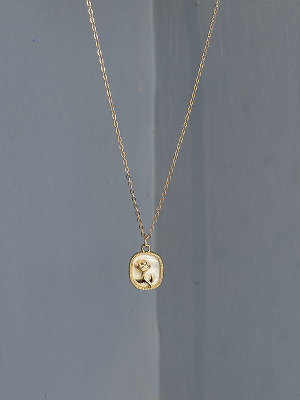 Rose Vintage Gold Plated Pendant