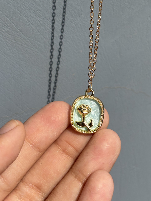 Rose Vintage Gold Plated Pendant