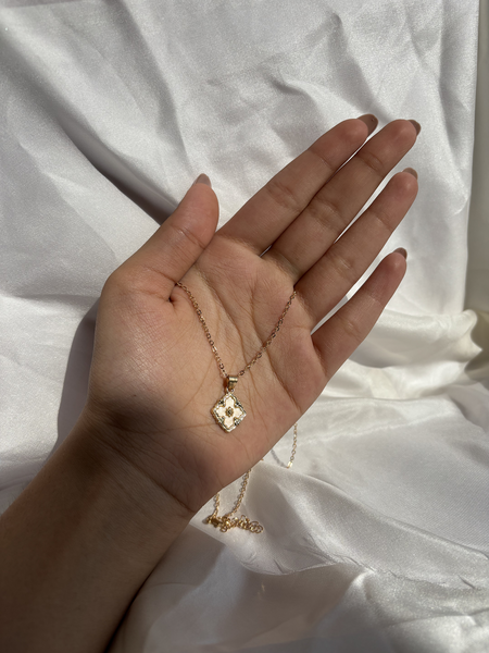Antique Gold Blossom Square Pendant – Kridha