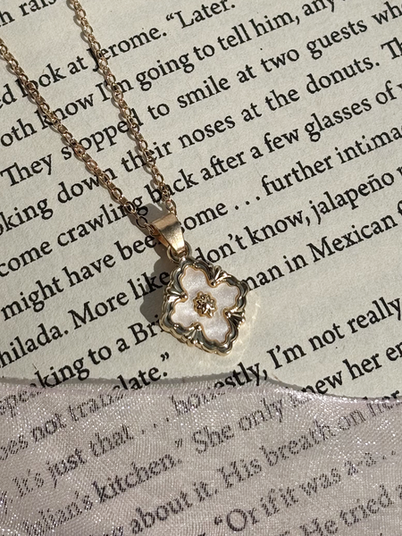 Antique Gold Blossom Square Pendant – Kridha