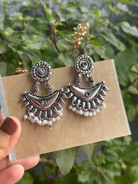 Ardha Chand Jhumka