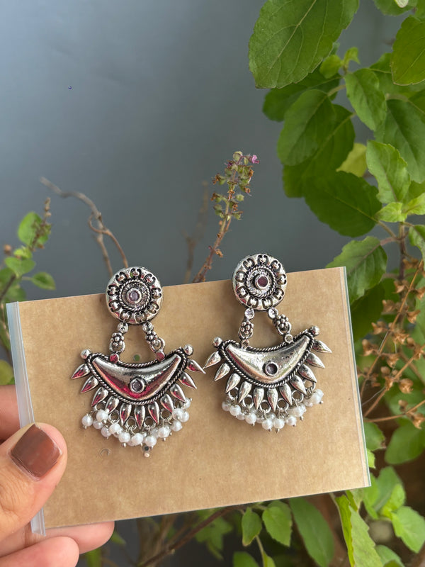 Ardha Chand Jhumka