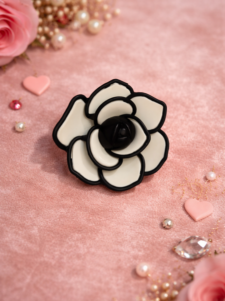 Black & White Flower Hair Claw Clip