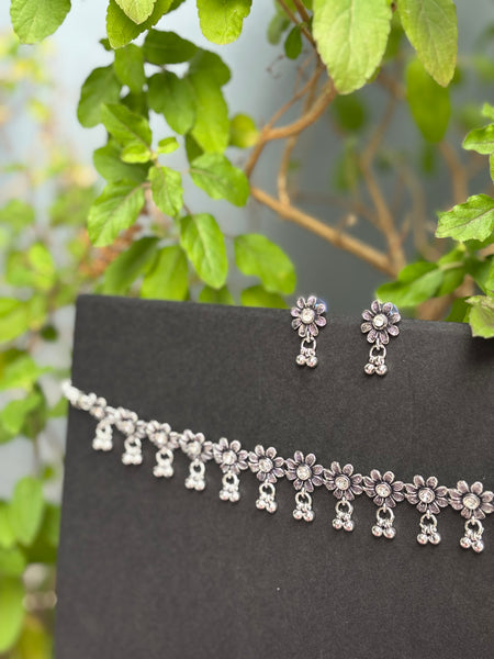 Boho Phool Choker Set