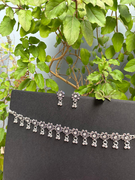 Boho Phool Choker Set