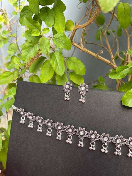 Boho Phool Choker Set