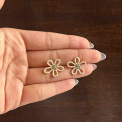 Daisy Glow Earrings