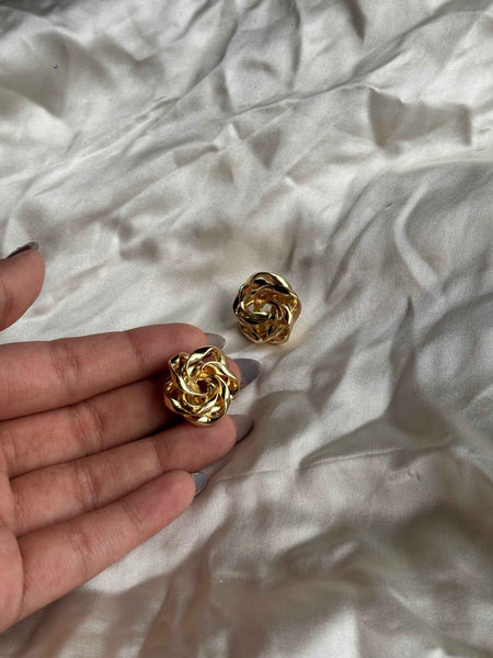Eternal Knot Studs