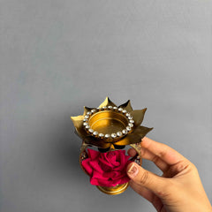 Rose Candle Stand
