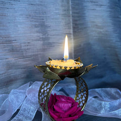 Rose Candle Stand