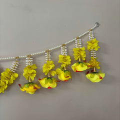 Sunflower Yellow Bandhanwar