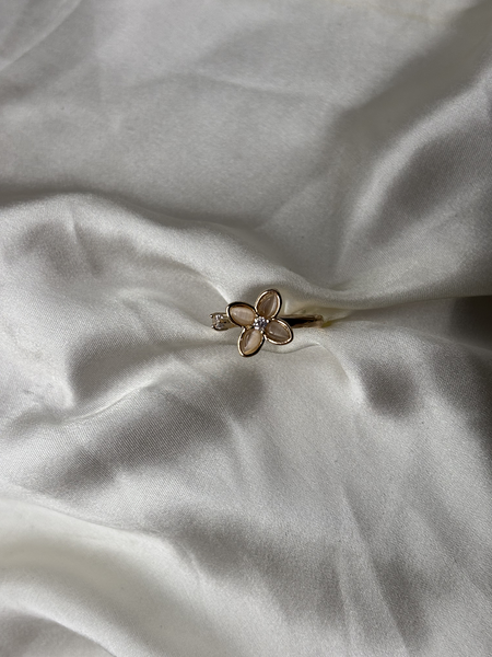 Petite Bloom Rose Gold Spinner Ring