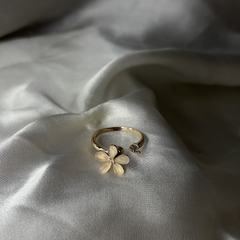 Flower Petal Rose Gold Spinner Ring