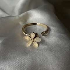 Flower Petal Rose Gold Spinner Ring