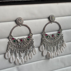 Pearl Aura Chandbali Earrings