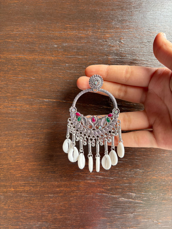 Pearl Aura Chandbali Earrings