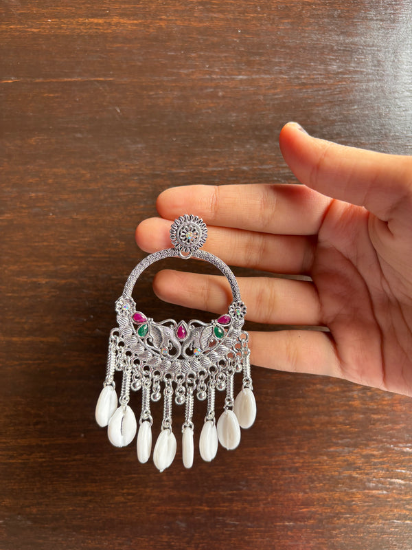 Pearl Aura Chandbali Earrings