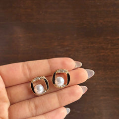 Pearl Aura Studs