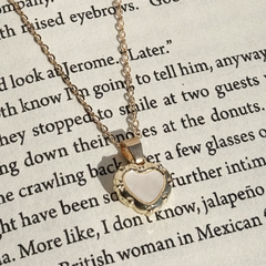 Vintage Golden Heart Charm Pendant – Kridha