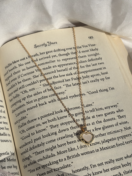 Vintage Golden Heart Charm Pendant – Kridha